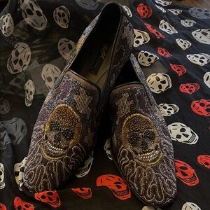 FRIDAY SPECIAL. Donald Pliner Pascow Skull embroidered bead loafer